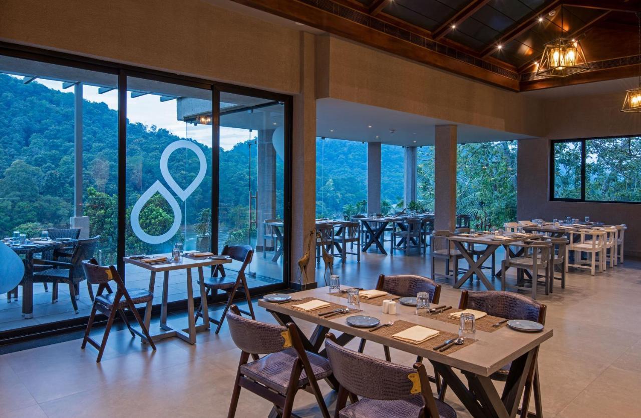Niraamaya Retreats Samroha Athirappilly Exteriör bild